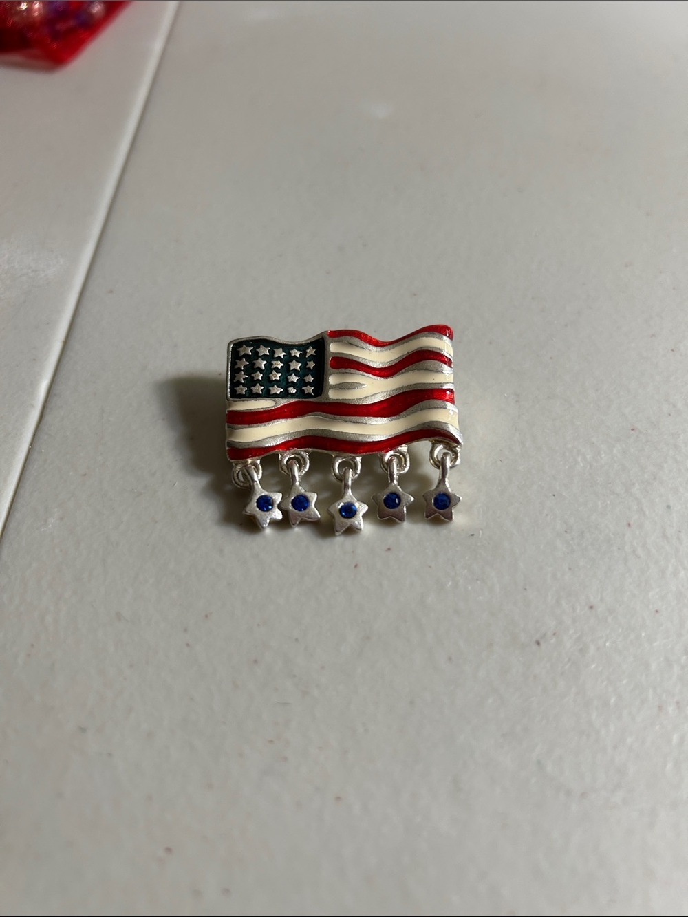 Flag pin